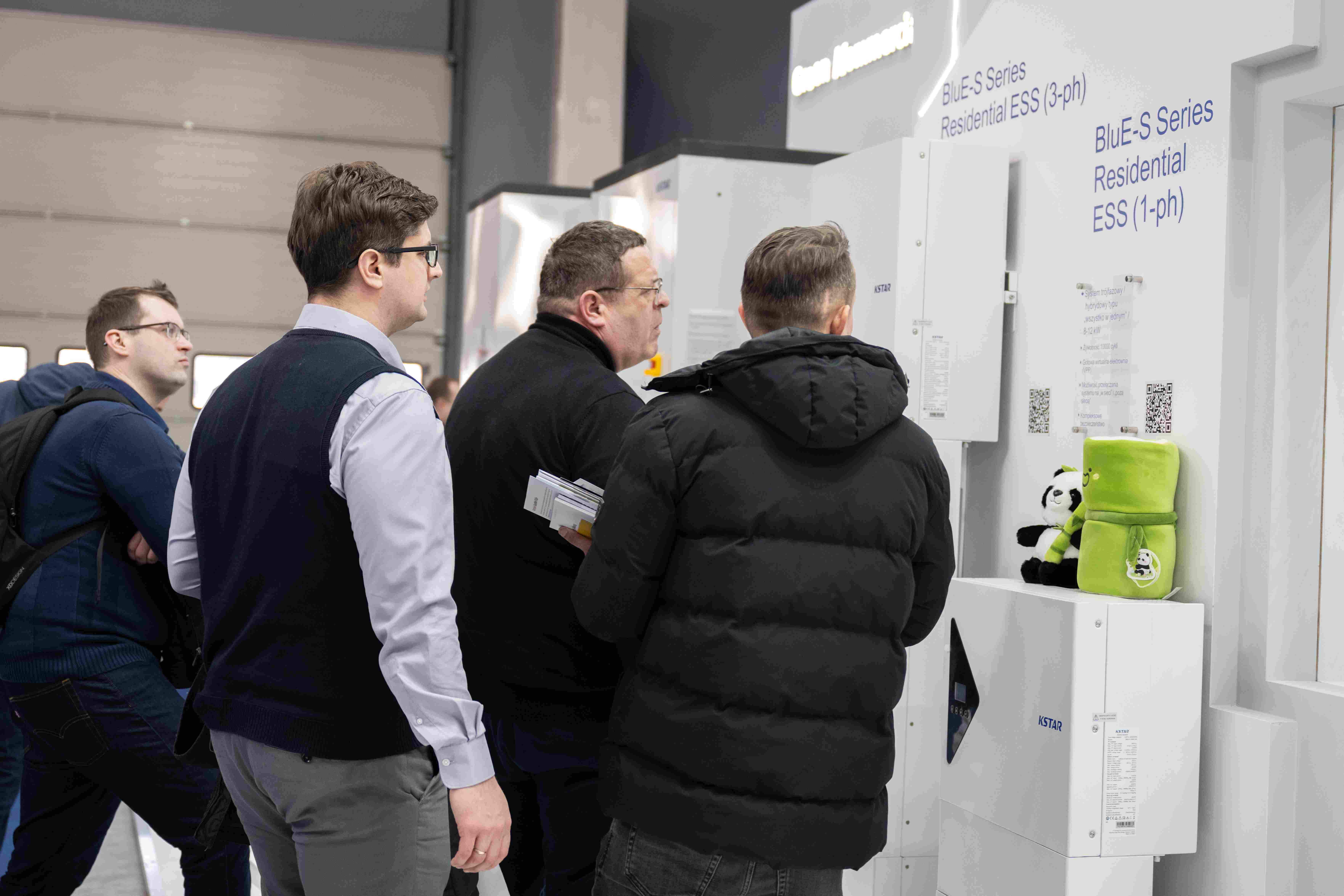 Inverter delle serie BlueWave e G di KSTAR a ENEX 2025