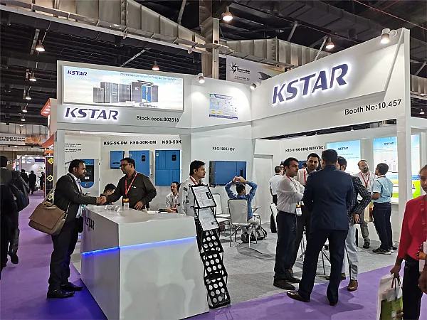 KSTAR presenta le sue soluzioni fotovoltaiche intelligenti al REI2019